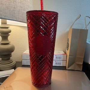 New Starbucks red holiday 2021 Newell tumbler